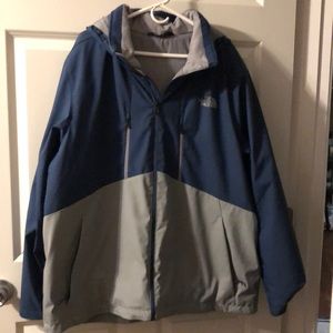 Like new-North Face men’s coat